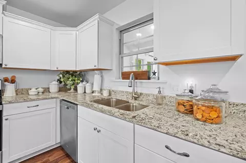 Kitchen - 46 E Locust, Sumrall, MS 39482 photo 2 of 3