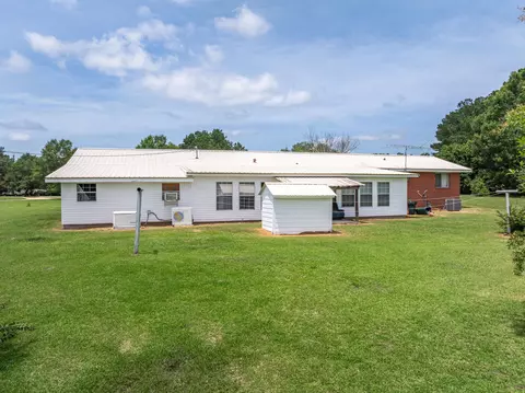 Exterior - 588 Wpa Rd, Sumrall, MS 39482 photo 6 of 11