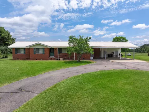 Exterior - 588 Wpa Rd, Sumrall, MS 39482 photo 2 of 11