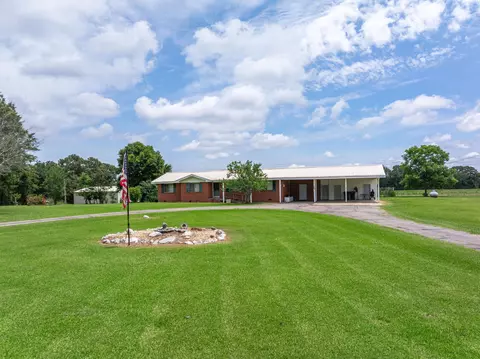 Exterior - 588 Wpa Rd, Sumrall, MS 39482 photo 3 of 11