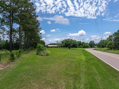 Exterior - 588 Wpa Rd, Sumrall, MS 39482 photo 10 of 11