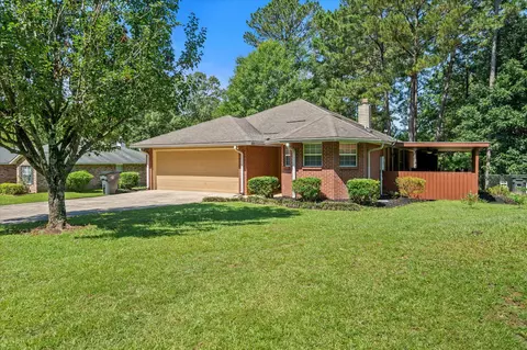 363 Delta Dr W, Hattiesburg, MS 39402