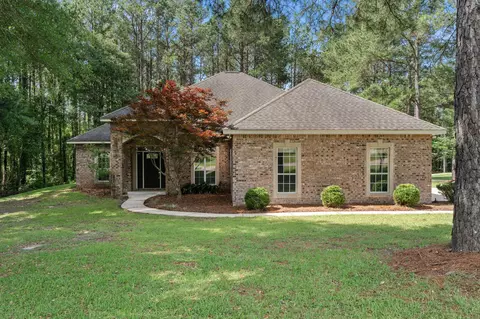 3 Touchstone Dr, Purvis, MS 39475