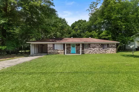 109 Mcaulay Dr, Petal, MS 39465