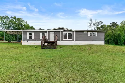 102 Warner Rd, Poplarville, MS 39470