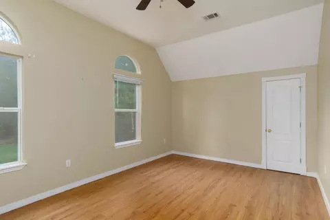 Bedroom - 187 River Loop, Beaumont, MS 39423 photo 2 of 2