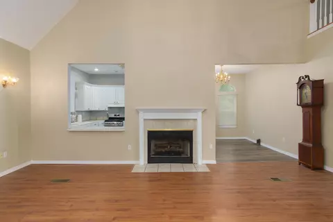Living - 187 River Loop, Beaumont, MS 39423 photo 3 of 4