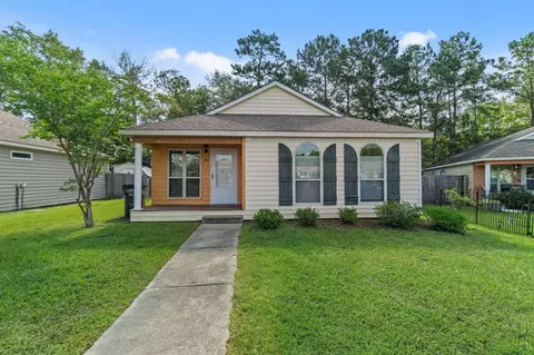 182 Hawthorne Dr, Hattiesburg, MS 39402
