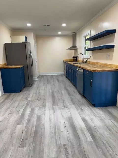 Kitchen - 85 Corinth Rd, Purvis, MS 39475 photo 2 of 2