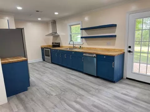 Kitchen - 85 Corinth Rd, Purvis, MS 39475 photo 1 of 2