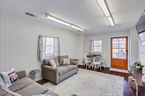 Living - 849 Athens Rd, Mendenhall, MS 39114 photo 6 of 6