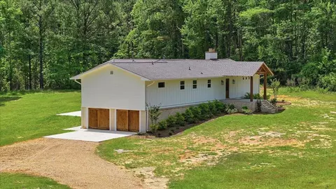 2794 Simpson Hwy 13, Mendenhall, MS 39114