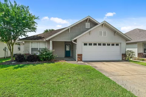 119 N Village Ln, Petal, MS 39465