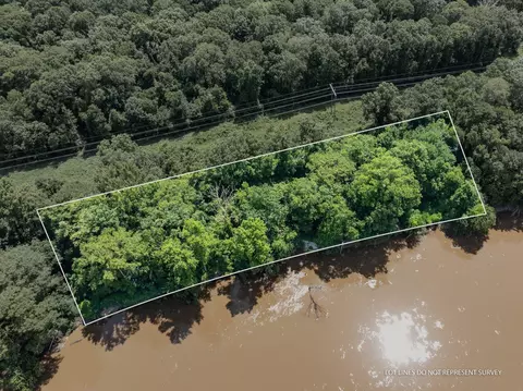 1 87 Mol Ac Old Hwy 24, Mclain, MS 39456