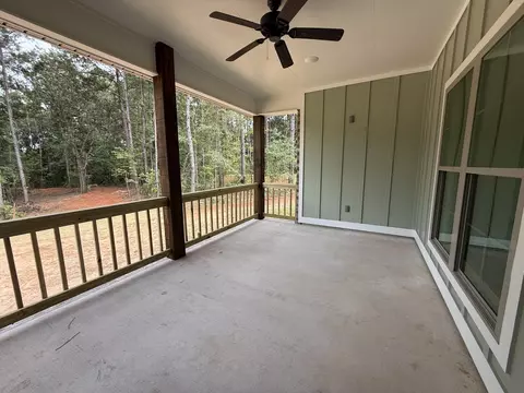Exterior - 44 Ratcliff Rd, Sumrall, MS 39482 photo 4 of 8