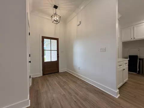 Entry Way - 44 Ratcliff Rd, Sumrall, MS 39482 photo 1 of 5