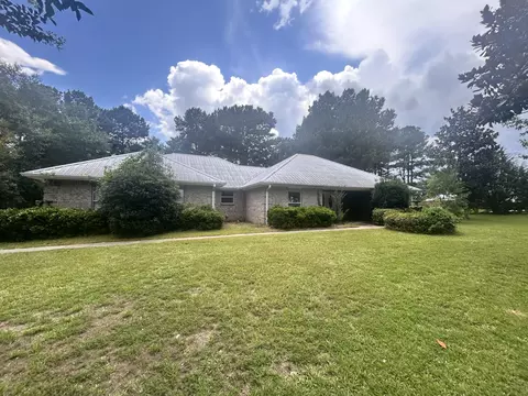 10 Longwood Pl Dr, Hattiesburg, MS 39402