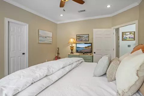 Bedroom - 16 Winding Brook Dr, Sumrall, MS 39482 photo 2 of 4