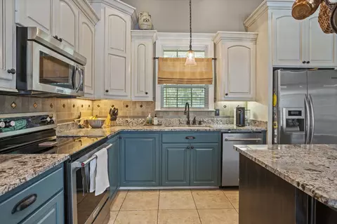 Kitchen - 16 Winding Brook Dr, Sumrall, MS 39482 photo 1 of 1