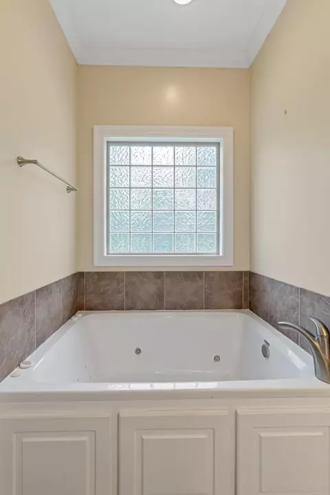 Bath - 38 J C Pickering Dr, Seminary, MS 39479 photo 4 of 5