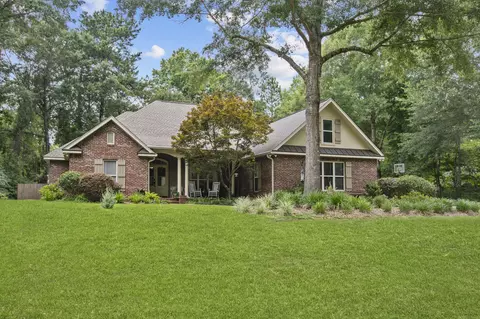 49 Buckingham St, Hattiesburg, MS 39402