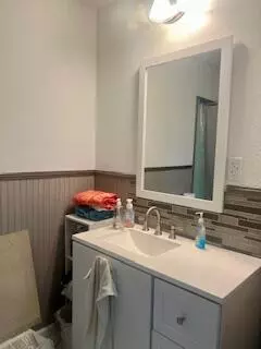 Bath - 152 Bexley Rd, Lucedale, MS 39452 photo 1 of 4
