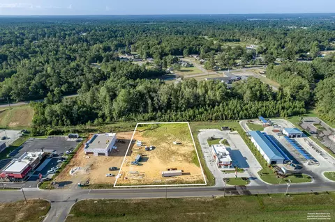 000 Evelyn Gandy Pkwy, Petal, MS 39465