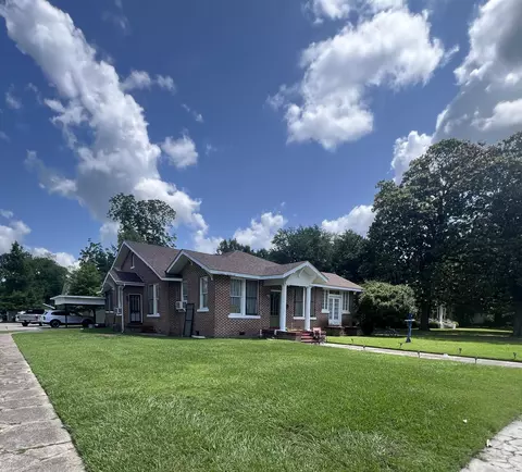 419 Church St, Columbia, MS 39429