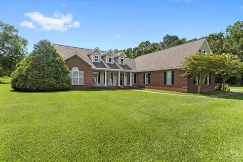 117 Par Dr, Collins, MS 39428 photo 4