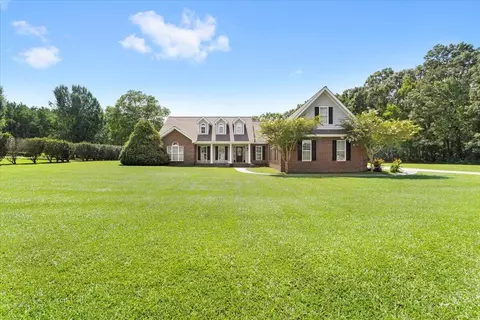 117 Par Dr, Collins, MS 39428