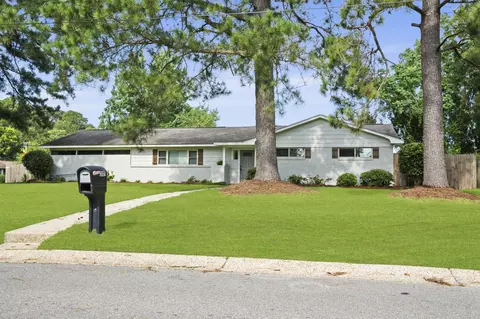 307 Hillendale Dr, Hattiesburg, MS 39402