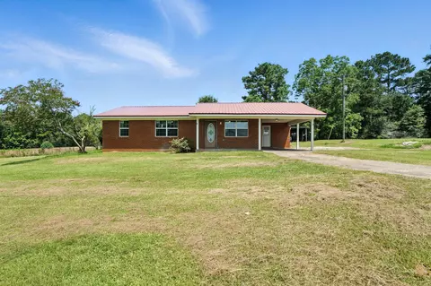 363 Mcnease Rd, Bassfield, MS 39421