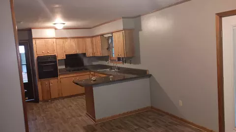 8 Chickasaw St, Laurel, MS 39440 photo 5