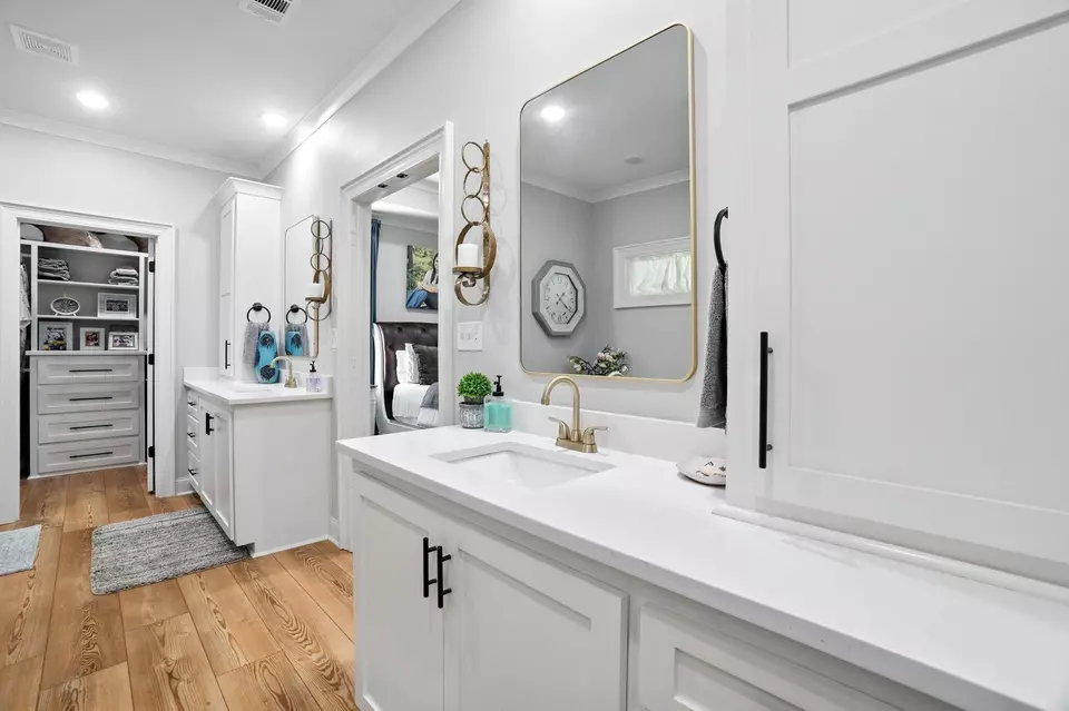 Bath - 79 Whistlestop, Sumrall, MS 39482 photo 3 of 4