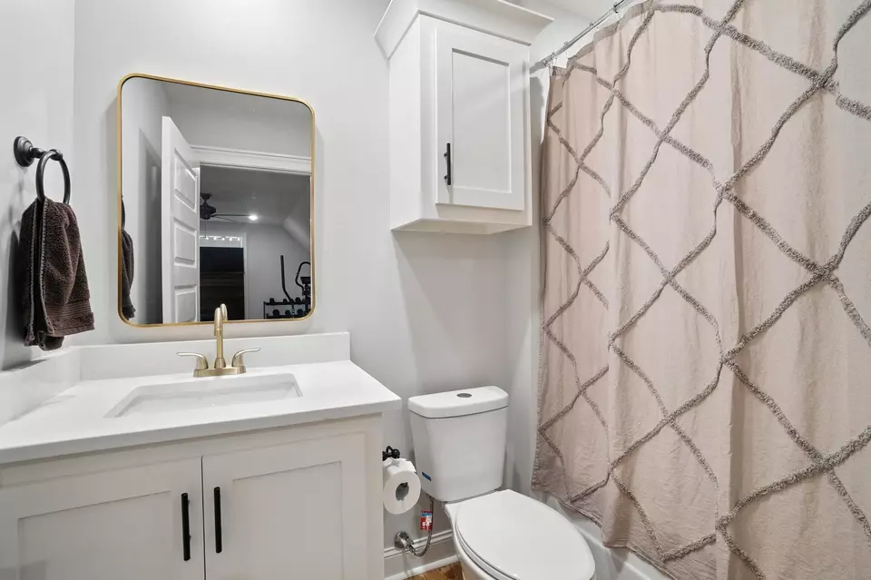 Bath - 79 Whistlestop, Sumrall, MS 39482 photo 1 of 4