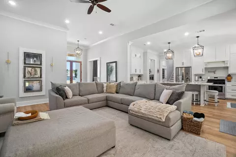 Living - 79 Whistlestop, Sumrall, MS 39482 photo 2 of 2