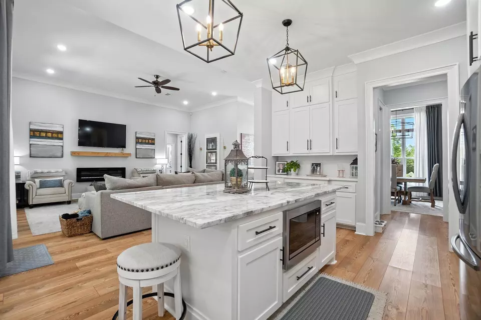 Kitchen - 79 Whistlestop, Sumrall, MS 39482 photo 2 of 4