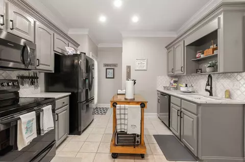 Kitchen - 18 Parkridge Rd, Purvis, MS 39475 photo 3 of 4