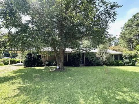 2702 Hwy 44, Columbia, MS 39429
