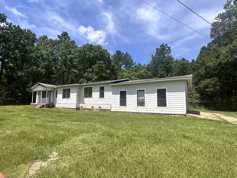 35 S Hills Dr, Hattiesburg, MS 39401