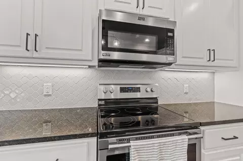 Kitchen - 357 Todd Rd, Sumrall, MS 39482 photo 3 of 3