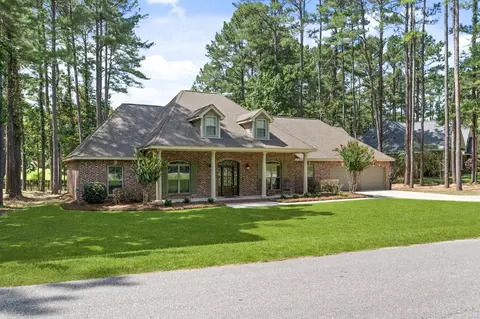 30 Pleasant Pond Loop, Hattiesburg, MS 39402