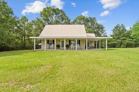 64 Simon Rd, Tylertown, MS 39667