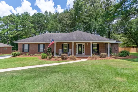 12 Franklin Pl, Hattiesburg, MS 39402