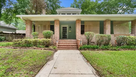 307 4th Ave, Hattiesburg, MS 39401