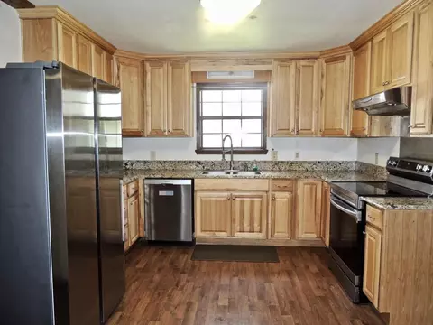 Kitchen - 1907 Wansley Rd, Laurel, MS 39443 photo 1 of 3