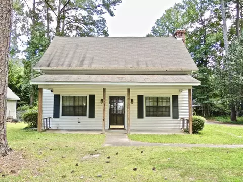 Exterior - 1907 Wansley Rd, Laurel, MS 39443 photo 2 of 4