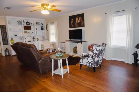 Living - 457 Hurricane Creek Rd, Sandy Hook, MS 39478 photo 1 of 2
