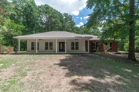 29 Westbrook Estates Dr, Sumrall, MS 39482