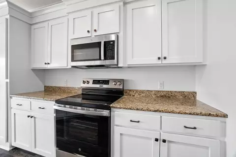 Kitchen - 11 W Spruce, Sumrall, MS 39482 photo 1 of 2